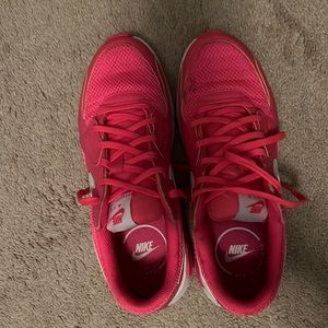 Nike hot pink shoes size 8.5